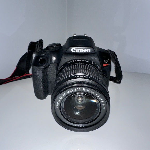 Canon T6 Camera